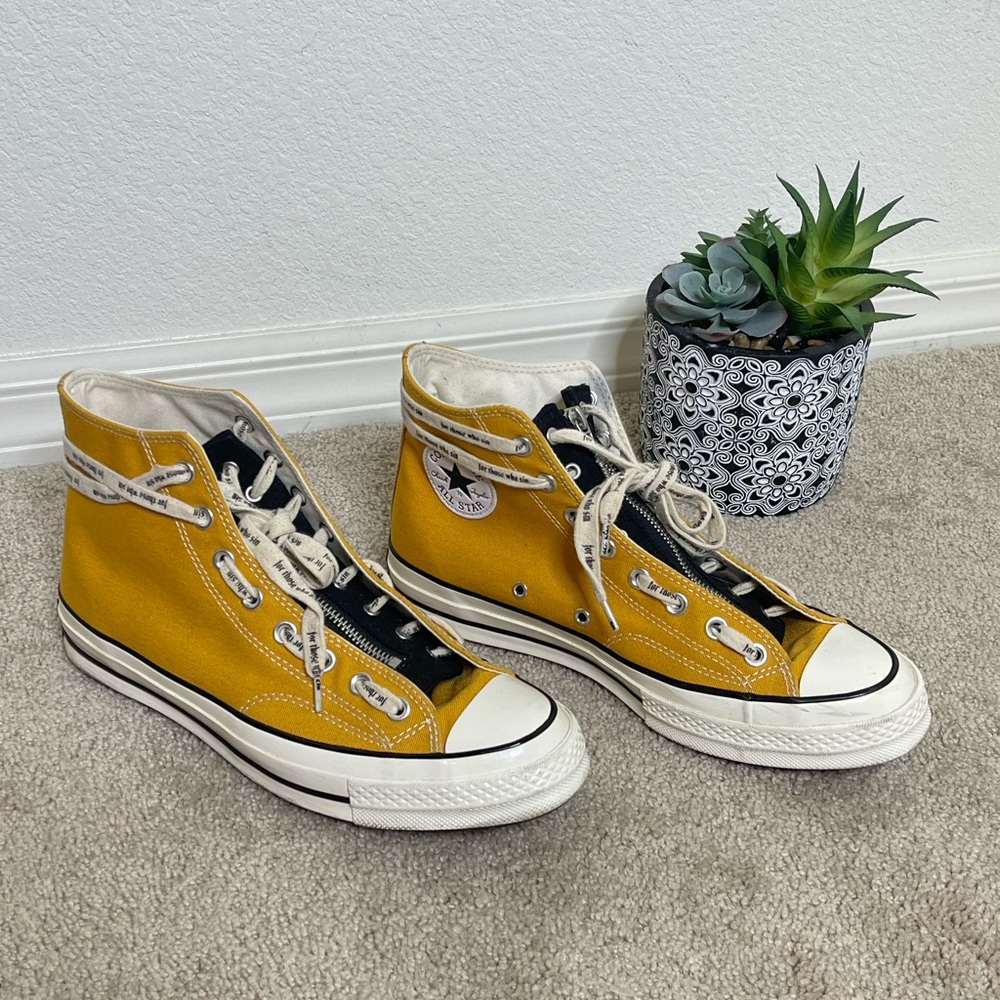 Saint Laurent converse